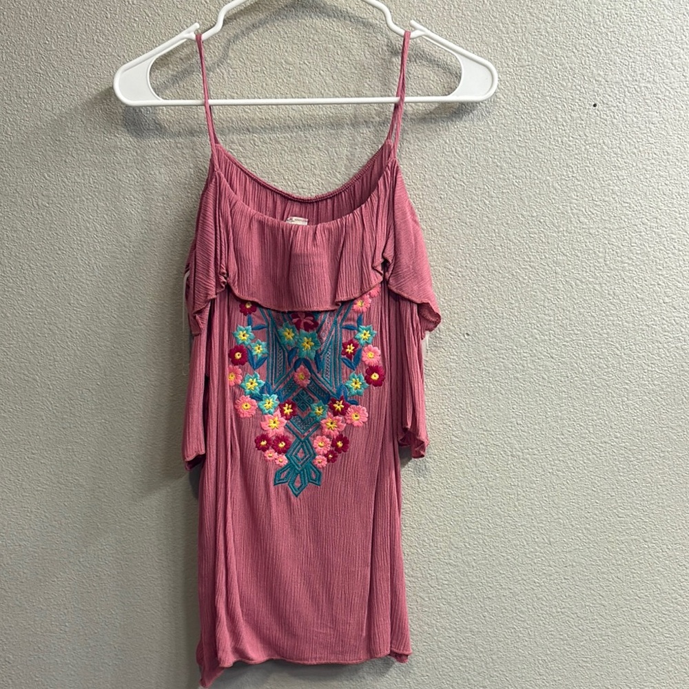 Lilypad | Boho Embroidered Peasant Top | Pink Size M | NWT